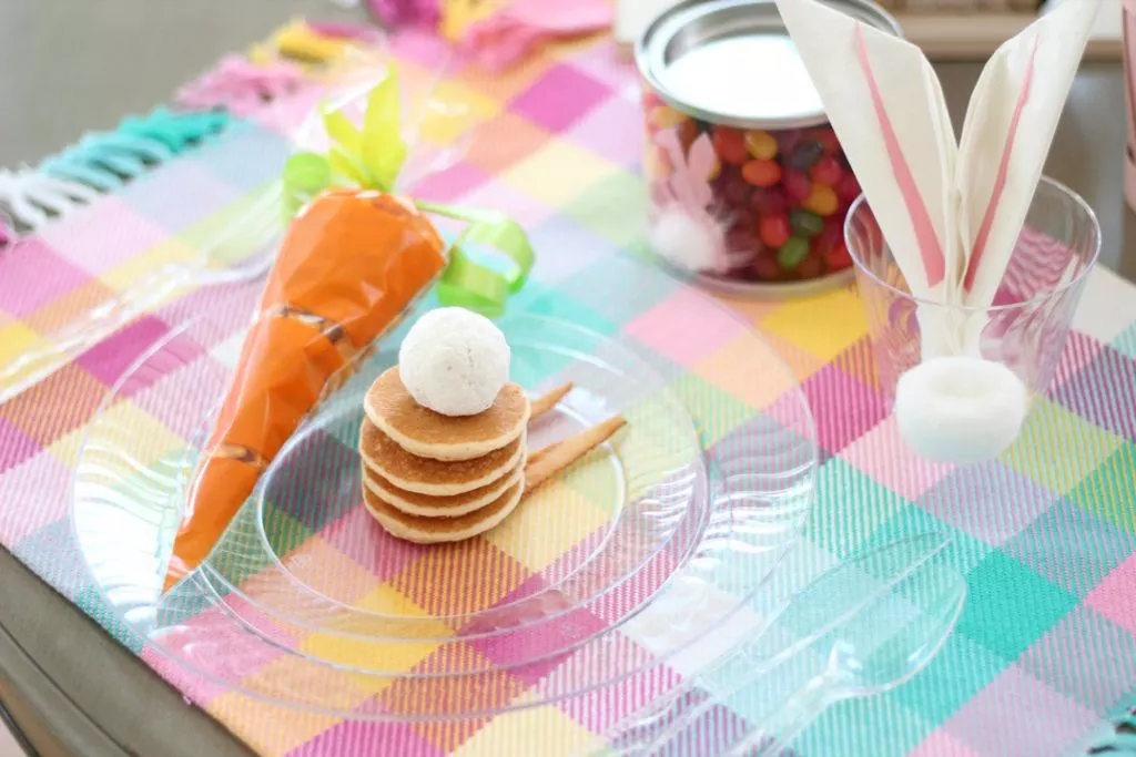 Bunny Tail Brunch | Easter Brunch Ideas